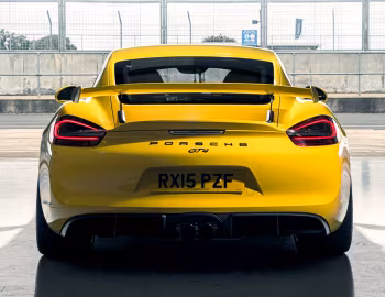 Porsche Cayman GT4 [UK-spec] (981С) '2015–16