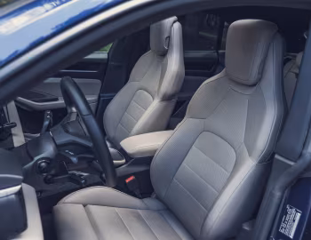 Interior 2025–pr. Porsche Macan [North America] '2024–pr.