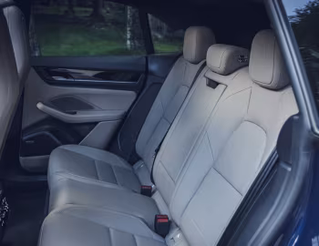 Interior 2025–pr. Porsche Macan [North America] '2024–pr.