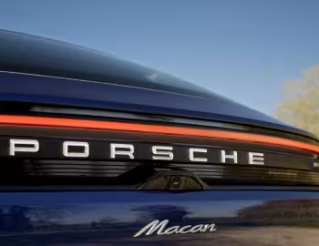 Porsche Macan [UK-spec] '2024–pr.