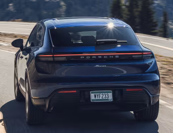 2025–pr. Porsche Macan [North America] '2024–pr.