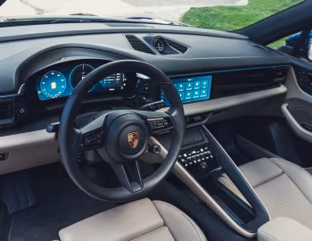 Interior 2025–pr. Porsche Macan [North America] '2024–pr.