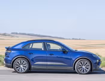 Porsche Macan [UK-spec] '2024–pr.