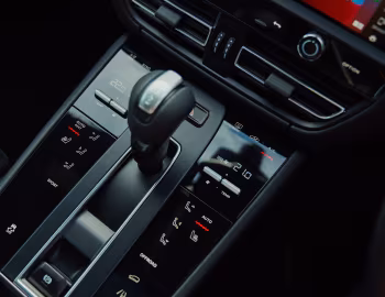 Interior Porsche Macan [Australia] (95B) '2021–24