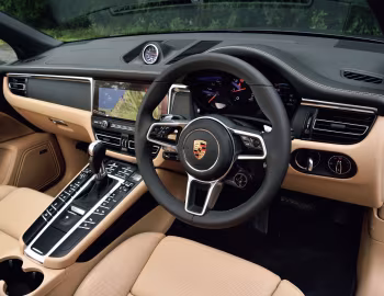 Panel frontal Porsche Macan [Japan] (95B) '2019–21