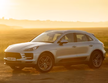Porsche Macan [UK-spec] (95B) '2019–21
