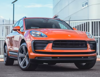 2022–pr. Porsche Macan [North America] (95B) '2021–pr.