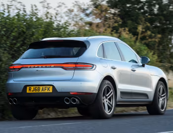 Porsche Macan [UK-spec] (95B) '2019–21