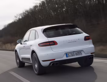 Porsche Macan Turbo [Worldwide] (95B) '2014–19