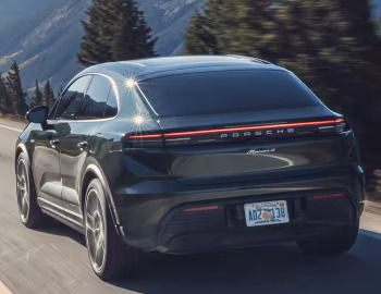 2025–pr. Porsche Macan 4 [North America] '2024–pr.