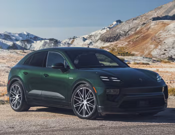 2025–pr. Porsche Macan 4 [North America] '2024–pr.