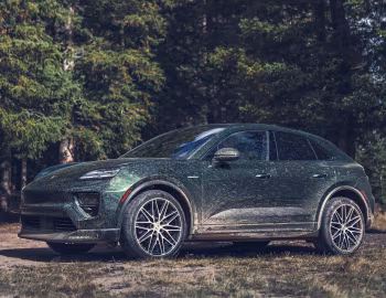 2025–pr. Porsche Macan 4 [North America] '2024–pr.