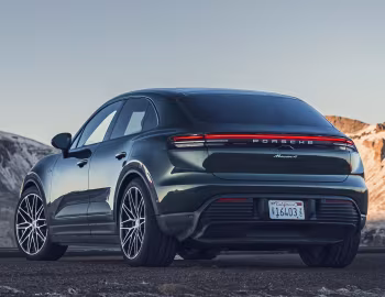2025–pr. Porsche Macan 4 [North America] '2024–pr.