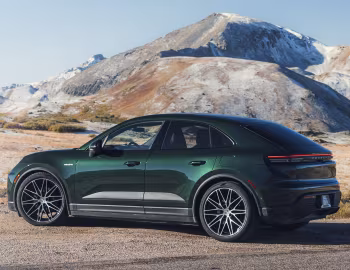 2025–pr. Porsche Macan 4 [North America] '2024–pr.