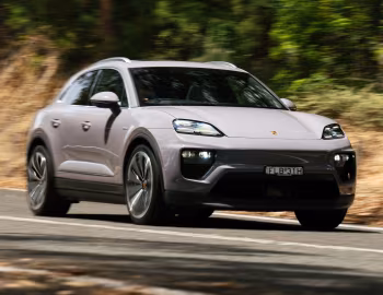 Porsche Macan 4 [Australia] '2024–pr.