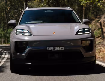Porsche Macan 4 [Australia] '2024–pr.