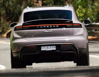Porsche Macan 4 [Australia] '2024–pr.