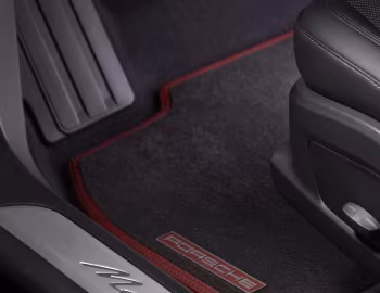 Interior Porsche Macan 4 "Spirit" '2026