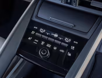 Interior Porsche Macan 4S [UK-spec] '2024–pr.