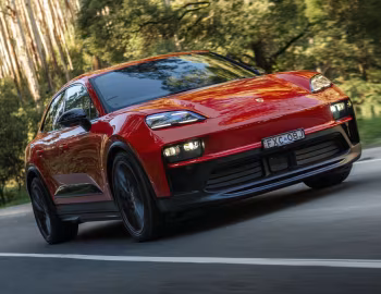 Porsche Macan GTS [Australia] '2026