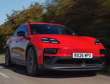 Porsche Macan GTS [UK-spec] '2026