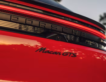 Porsche Macan GTS [UK-spec] '2026