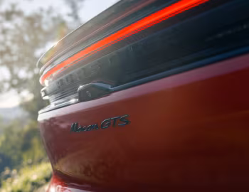 Porsche Macan GTS [Australia] '2026