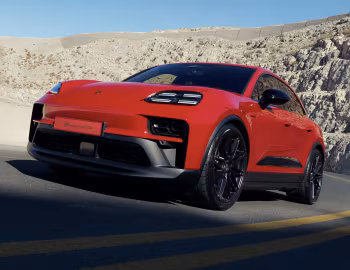 Porsche Macan GTS [Middle East] '2026