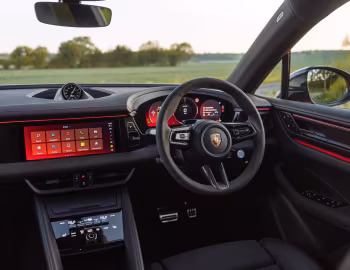 Panel frontal Porsche Macan GTS [UK-spec] '2026