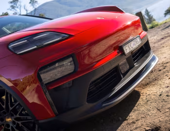 Porsche Macan GTS [Australia] '2026