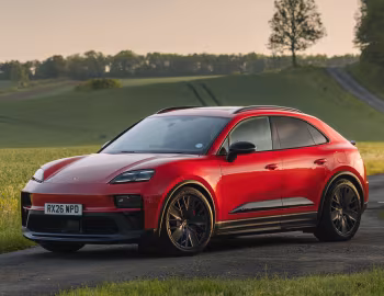 Porsche Macan GTS [UK-spec] '2026