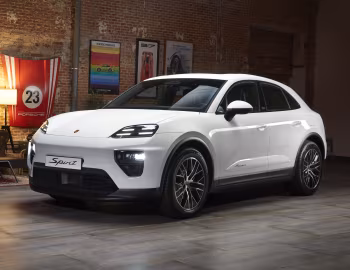 Porsche Macan 4 "Spirit" '2026