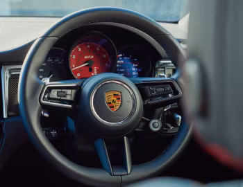 Interior Porsche Macan GTS [Australia] (95B) '2021–24