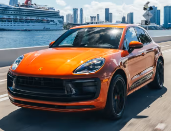 2022–pr. Porsche Macan GTS [North America] (95B) '2021–pr.