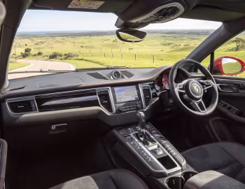 Interior Porsche Macan GTS [Australia] (95B) '2016–18