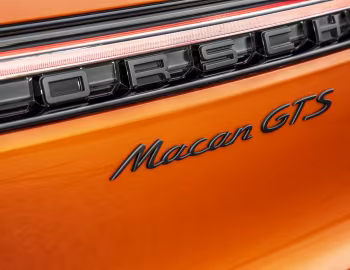 Porsche Macan GTS [UK-spec] (95B) '2021–24