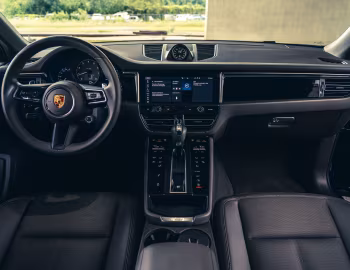 Panel frontal 2022–pr. Porsche Macan S [North America] (95B) '2021–pr.
