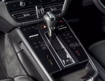 Interior Porsche Macan S [UK-spec] (95B) '2021–24