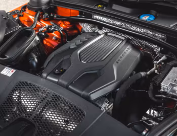 Bajo el capó Porsche Macan T [Australia] (95B) '2022–24