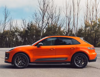 Porsche Macan T [Australia] (95B) '2022–24
