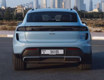 Porsche Macan Turbo [Middle East] '2024–pr.