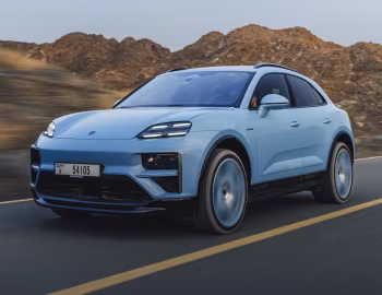 Porsche Macan Turbo [Middle East] '2024–pr.