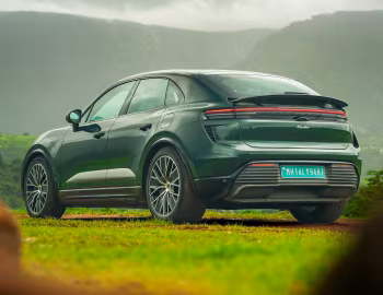 Porsche Macan Turbo [India] '2024–pr.