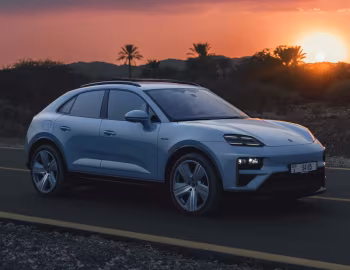 Porsche Macan Turbo [Middle East] '2024–pr.