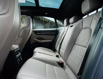 Interior Porsche Macan Turbo [Australia] '2024–pr.