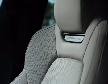Interior Porsche Macan Turbo [Australia] '2024–pr.