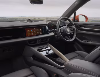Intérieur Porsche Macan Turbo [UK-spec] '2024–pr.