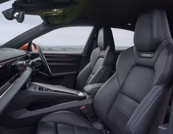 Intérieur Porsche Macan Turbo [UK-spec] '2024–pr.