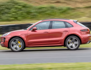 Porsche Macan Turbo [UK-spec] (95B) '2014–19