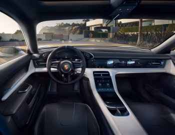 Panel frontal Porsche Mission E Cross Turismo '03.2018